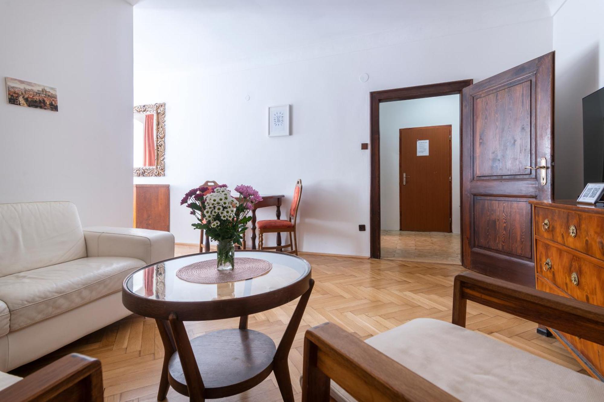 Historic Spirit At Studio Under The Prague Castle Bagian luar foto